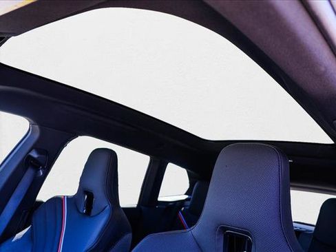 New 2026 BMW iX xDrive60 image 11