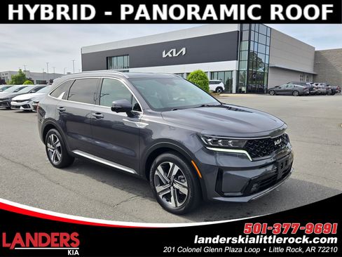 Used 2023 Kia Sorento SX Prestige w/ Panoramic Sunroof Package AWD/4WD image 1