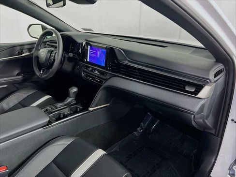 Certified 2025 Toyota Camry SE image 28