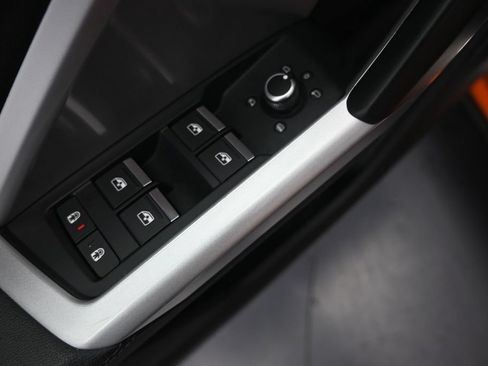 Used 2023 Audi Q3 2.0T Premium AWD/4WD image 19