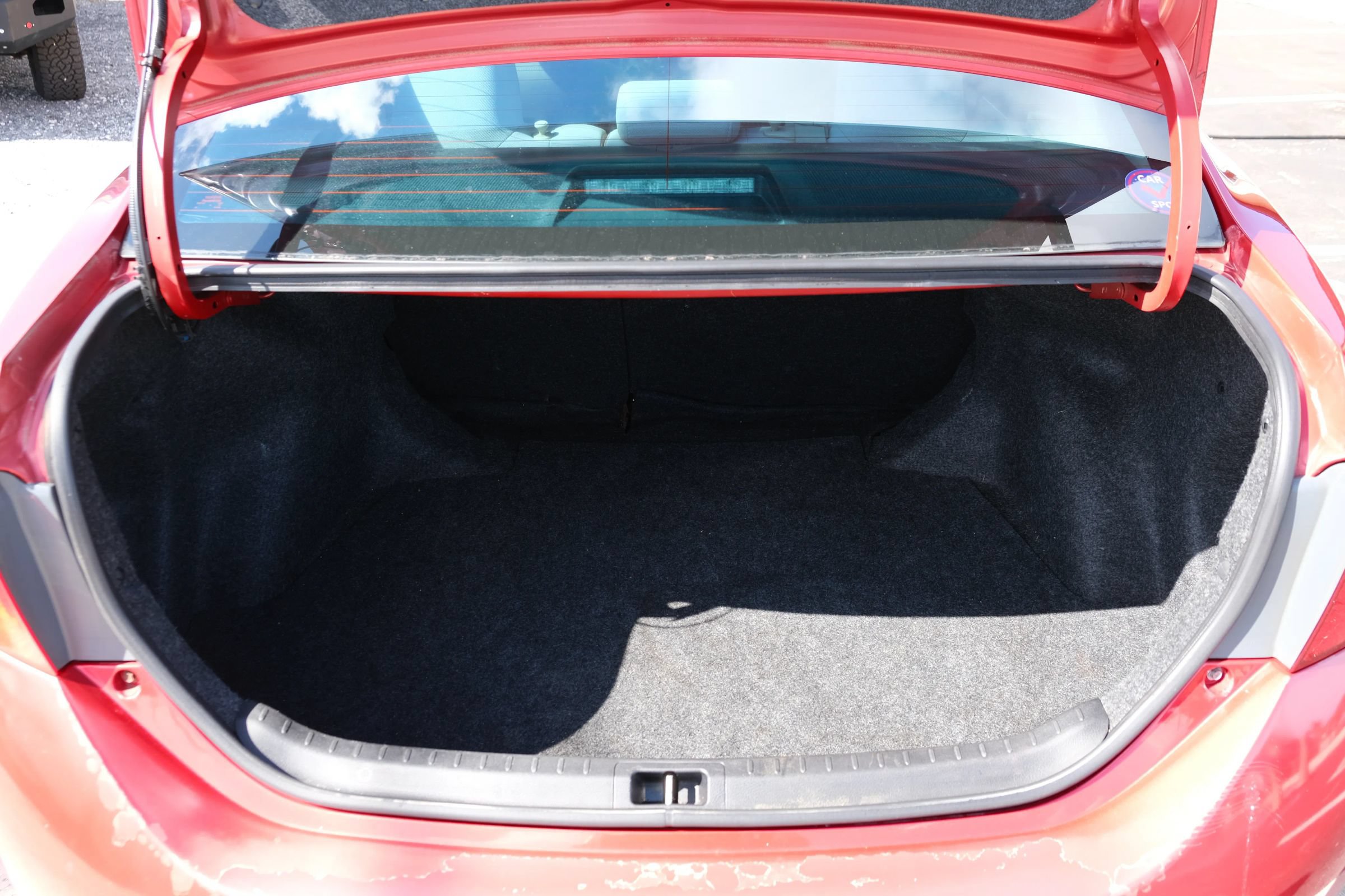 Used 2014 Toyota Corolla LE FWD image 12