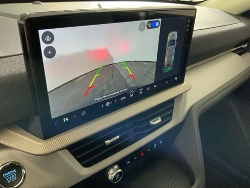 New 2026 Ford Explorer Active w/ Active Comfort Package image 26