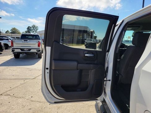 Used 2022 Chevrolet Silverado 1500 Custom w/ Rally Edition image 19