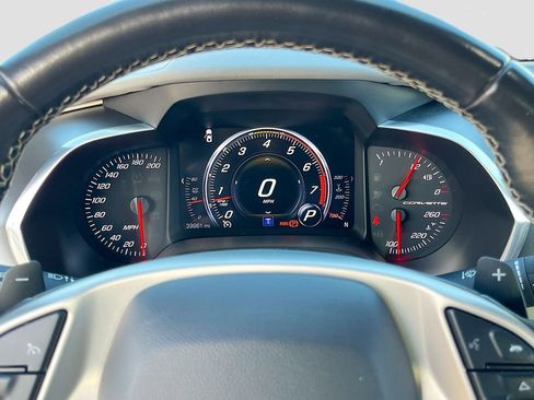 Used 2019 Chevrolet Corvette Stingray w/ 2LT Preferred Equipment Group image 12