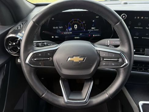 Used 2025 Chevrolet Equinox LT image 14