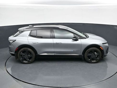 Used 2024 Chevrolet Equinox EV RS w/ Active Safety Package 3 FWD image 33