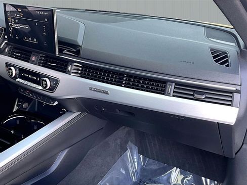 Used 2021 Audi S4 Prestige w/ Prestige Package image 26