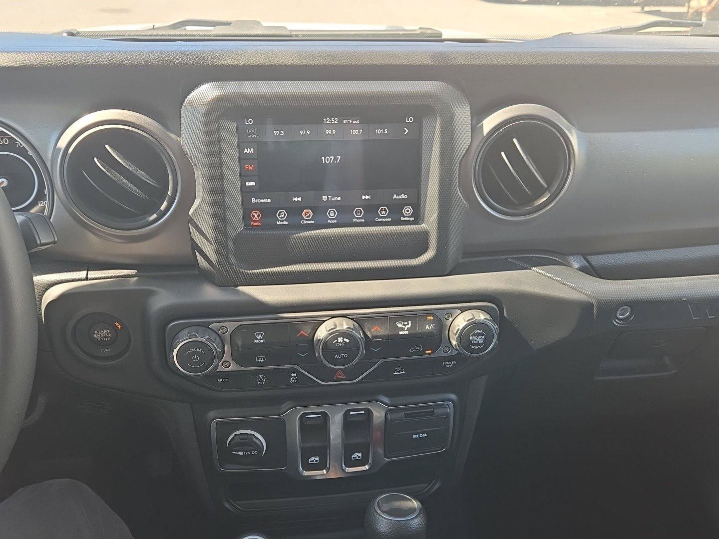 Used 2023 Jeep Wrangler Sport AWD/4WD image 19