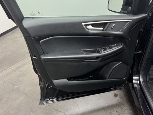 Used 2022 Ford Edge SEL w/ Convenience Package image 14
