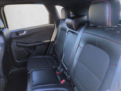 Used 2024 Ford Escape ST-Line image 19