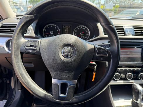 Used 2012 Volkswagen Passat 2.5 SE FWD image 34