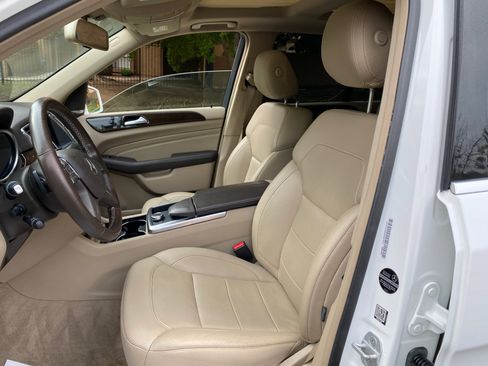 Used 2015 Mercedes-Benz ML 350 2WD w/ Premium 1 Package image 35