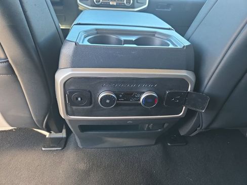 Used 2024 Ford Expedition Max XLT image 21