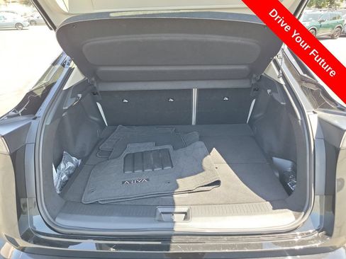 Used 2023 Nissan Ariya FWD image 28
