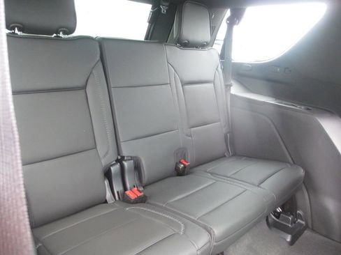 Used 2025 GMC Yukon Denali w/ Denali Reserve Package AWD/4WD image 30
