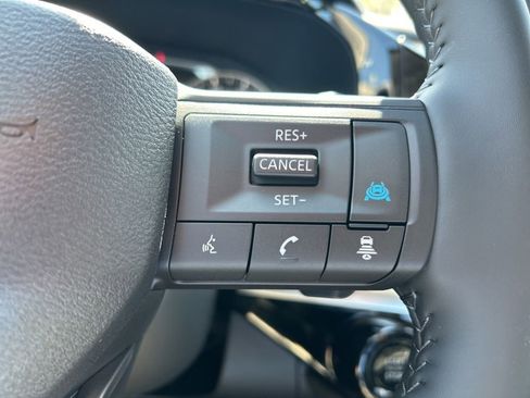 New 2026 Nissan Pathfinder SV AWD/4WD image 28