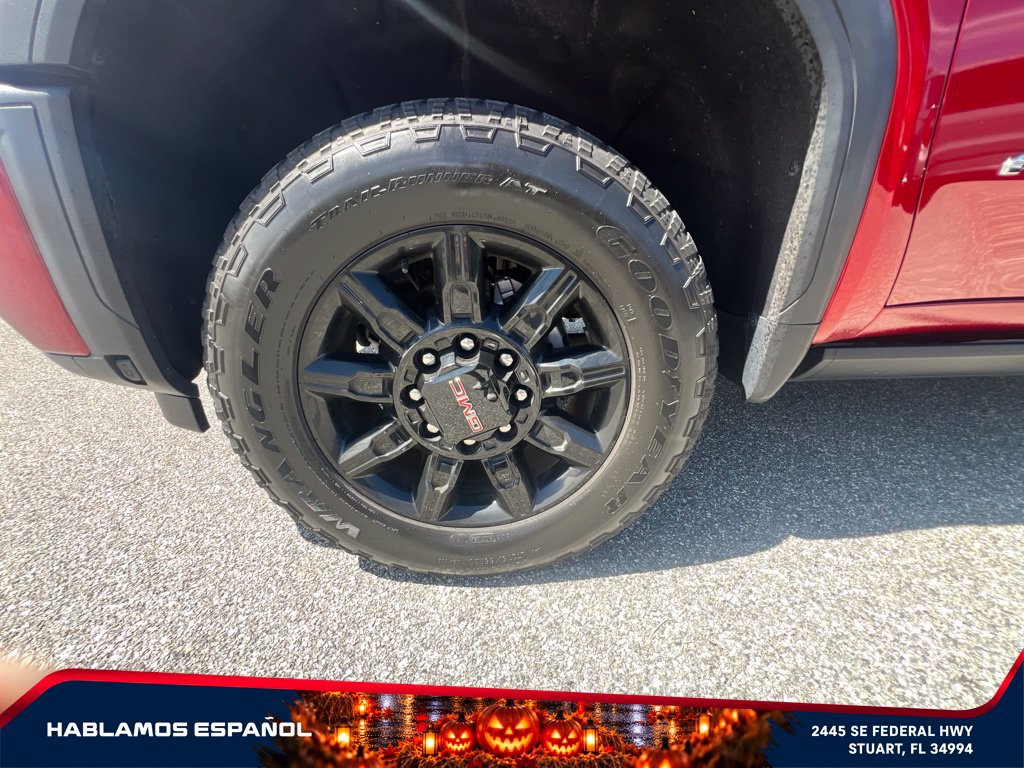Used 2024 GMC Sierra 2500 AT4 w/ AT4 Premium Plus Package AWD/4WD image 10
