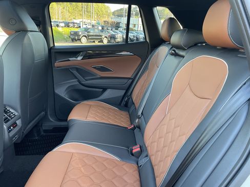 New 2026 Volkswagen Tiguan SEL R-Line image 12