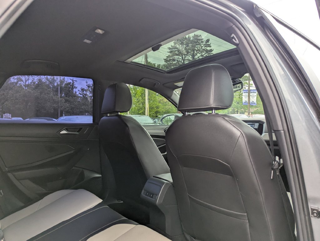 Used 2020 Volkswagen Jetta R-Line FWD image 44