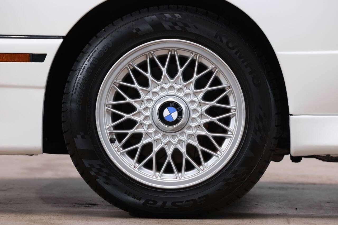 Used 1988 BMW M3 Coupe RWD image 31
