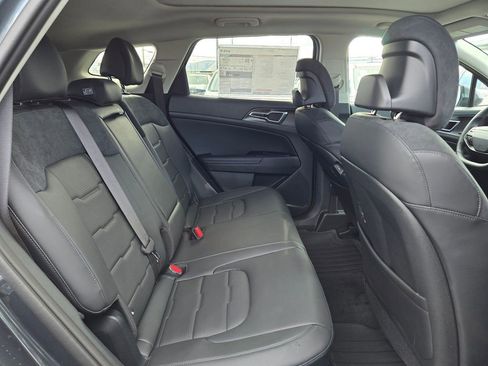 New 2026 Kia Sportage SX Prestige AWD/4WD image 12
