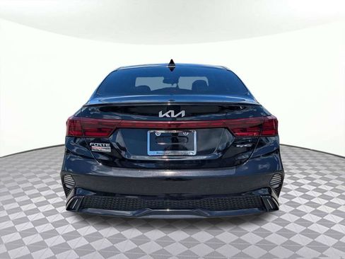 Used 2024 Kia Forte GT-Line w/ GT-Line Premium Package FWD image 4