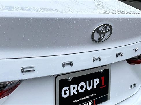 Used 2025 Toyota Camry LE FWD image 30
