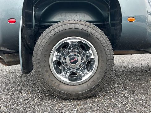 Used 2012 GMC Sierra 3500 SLT w/ SLT Convenience Package image 18