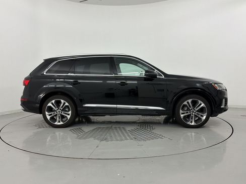Used 2023 Audi Q7 3.0T Premium Plus w/ Premium Plus Package AWD/4WD image 8