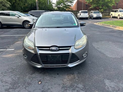 Used 2014 Ford Focus Titanium FWD image 11