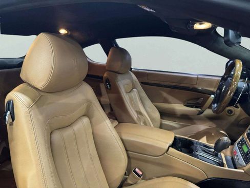 Used 2011 Maserati GranTurismo S image 34