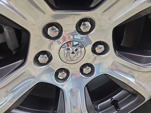 Used 2023 RAM 1500 Laramie AWD/4WD image 32