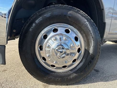 Used 2024 RAM 3500 Laramie image 18
