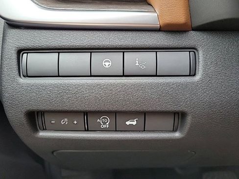 New 2026 Nissan Rogue Platinum w/ Tech Package image 13