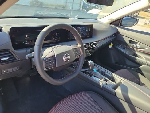 New 2026 Nissan Sentra SR w/ Floor Mat Package FWD image 7