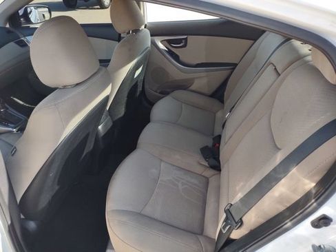 Used 2016 Hyundai Elantra SE FWD image 16