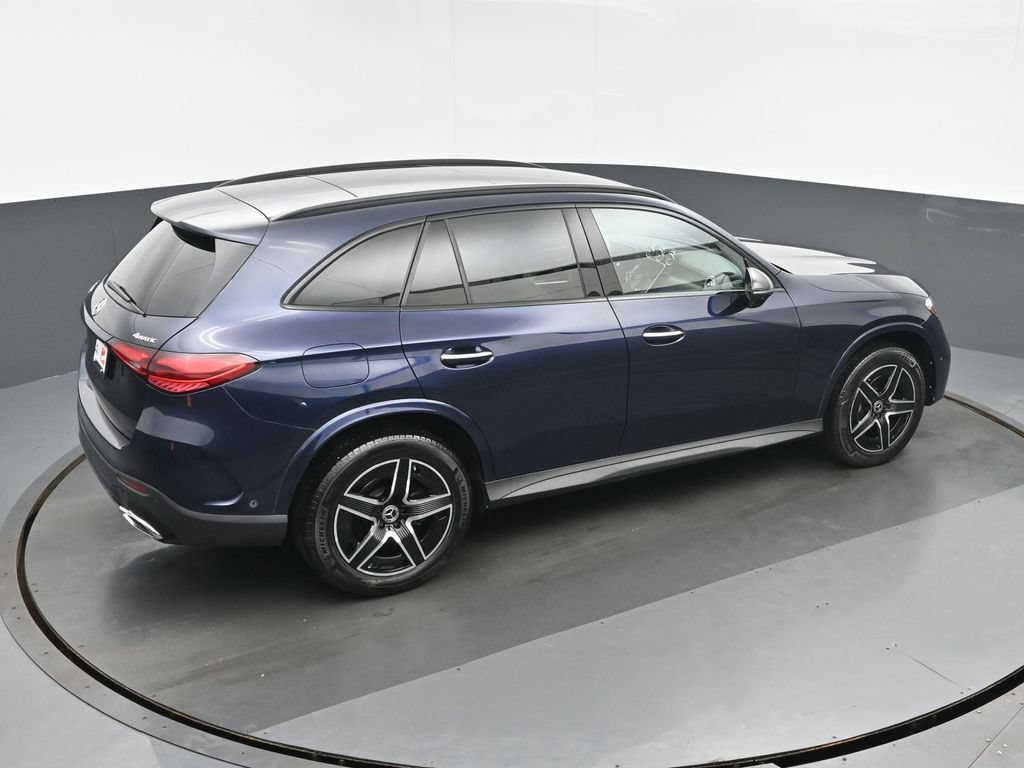 Used 2023 Mercedes-Benz GLC 300 4MATIC w/ AMG Line image 36
