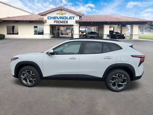 New 2026 Chevrolet Trax LT w/ Driver Confidence Package image 5