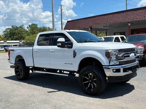 Used 2019 Ford F250 Lariat w/ Lariat Ultimate Package AWD/4WD image 7