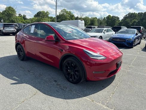 Used 2021 Tesla Model Y Long Range AWD/4WD image 7