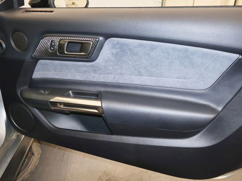 Used 2020 Ford Mustang Shelby GT350 w/ Technology Package image 46