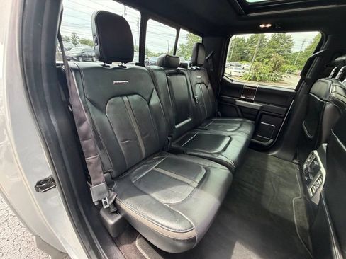 Used 2017 Ford F150 Platinum w/ Equipment Group 701A Luxury AWD/4WD image 41
