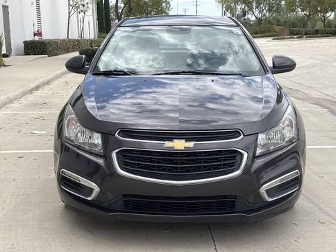 Used 2016 Chevrolet Cruze LT FWD image 8