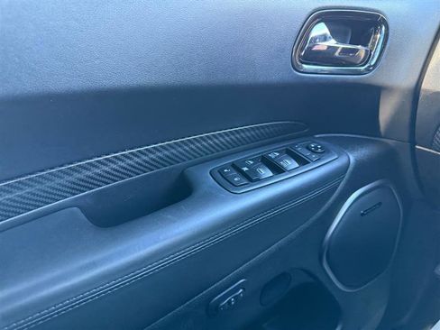 Used 2020 Dodge Durango R/T w/ Technology Group image 25