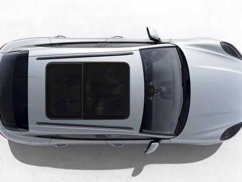 New 2026 Porsche Macan AWD/4WD image 5