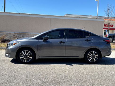 Used 2024 Nissan Versa S w/ S Plus Package image 22