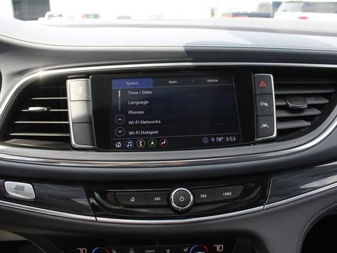 Used 2021 Buick Enclave Premium w/ Sun and Sites Package FWD image 17