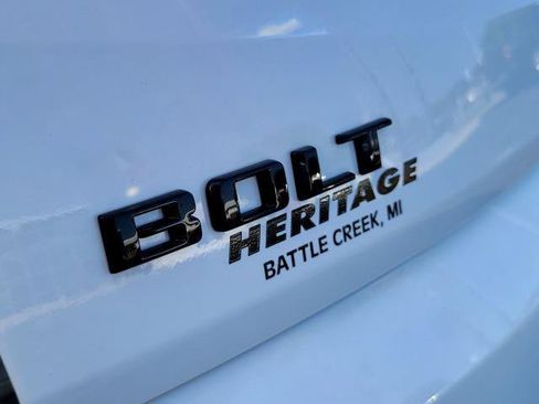 New 2027 Chevrolet Bolt LT FWD image 29