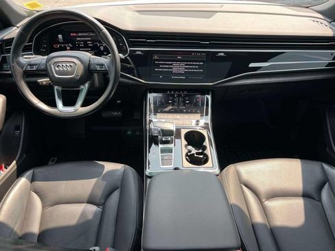 Used 2021 Audi Q8 Premium Plus w/ Premium Plus Package AWD/4WD image 19