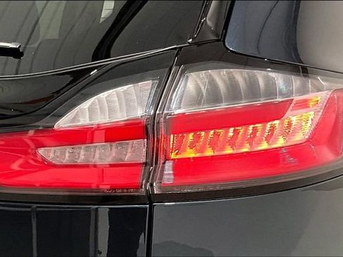 Used 2024 Ford Edge SEL w/ Convenience Package image 23